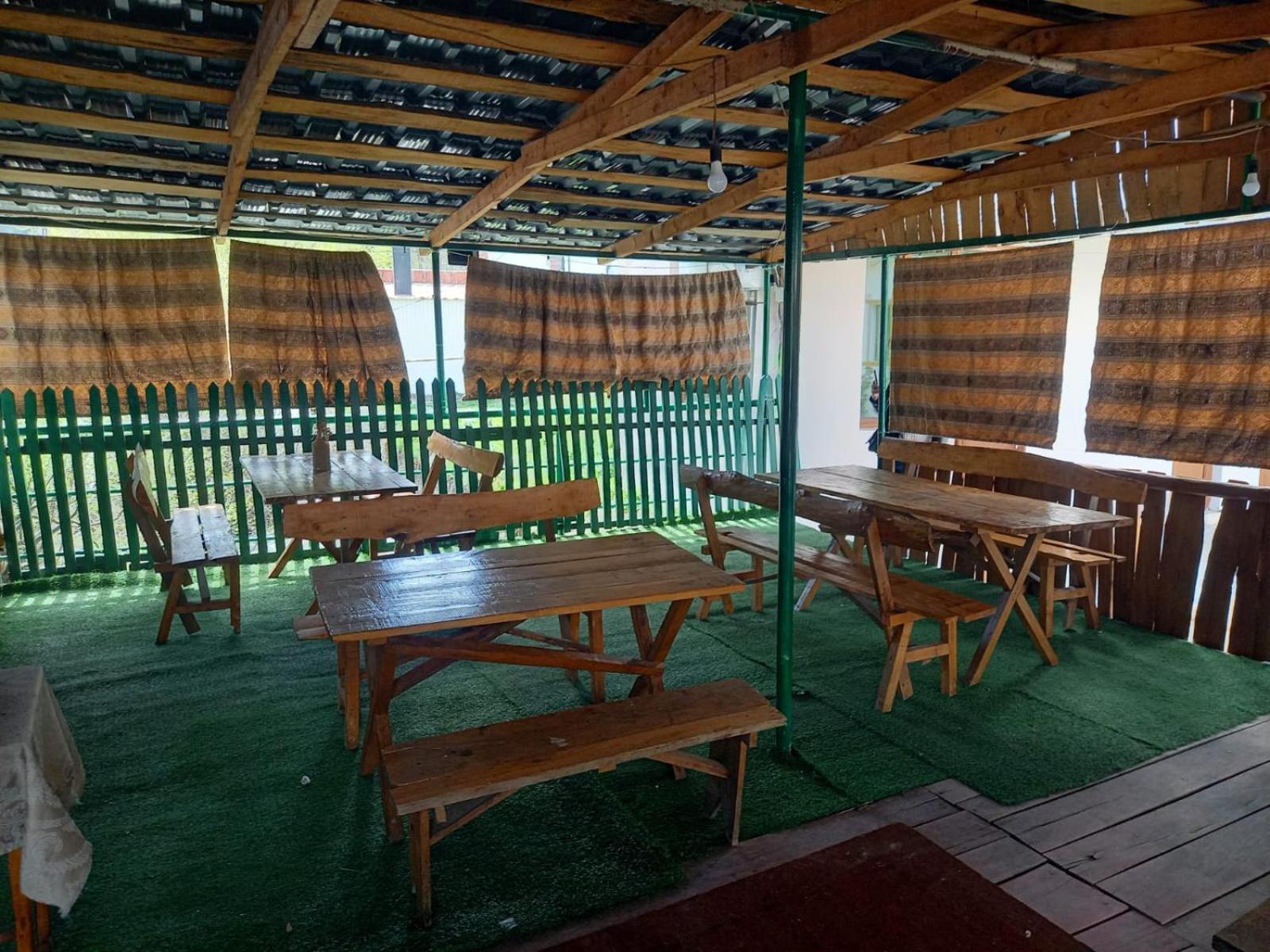 Tigris Dilijan Hotel Rum bild